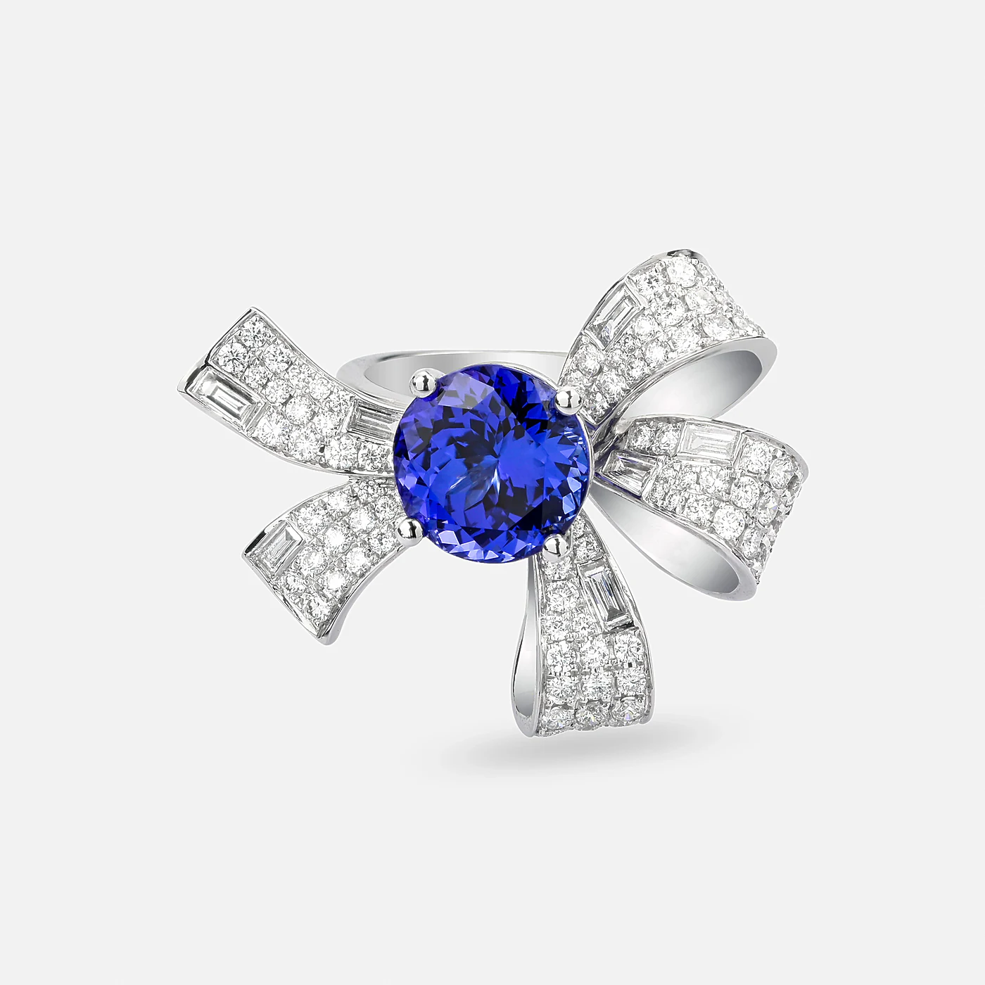 Tanzanite and diamond entwine ring