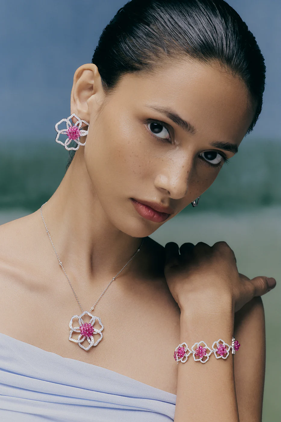Pink spinel and diamond dew pendant